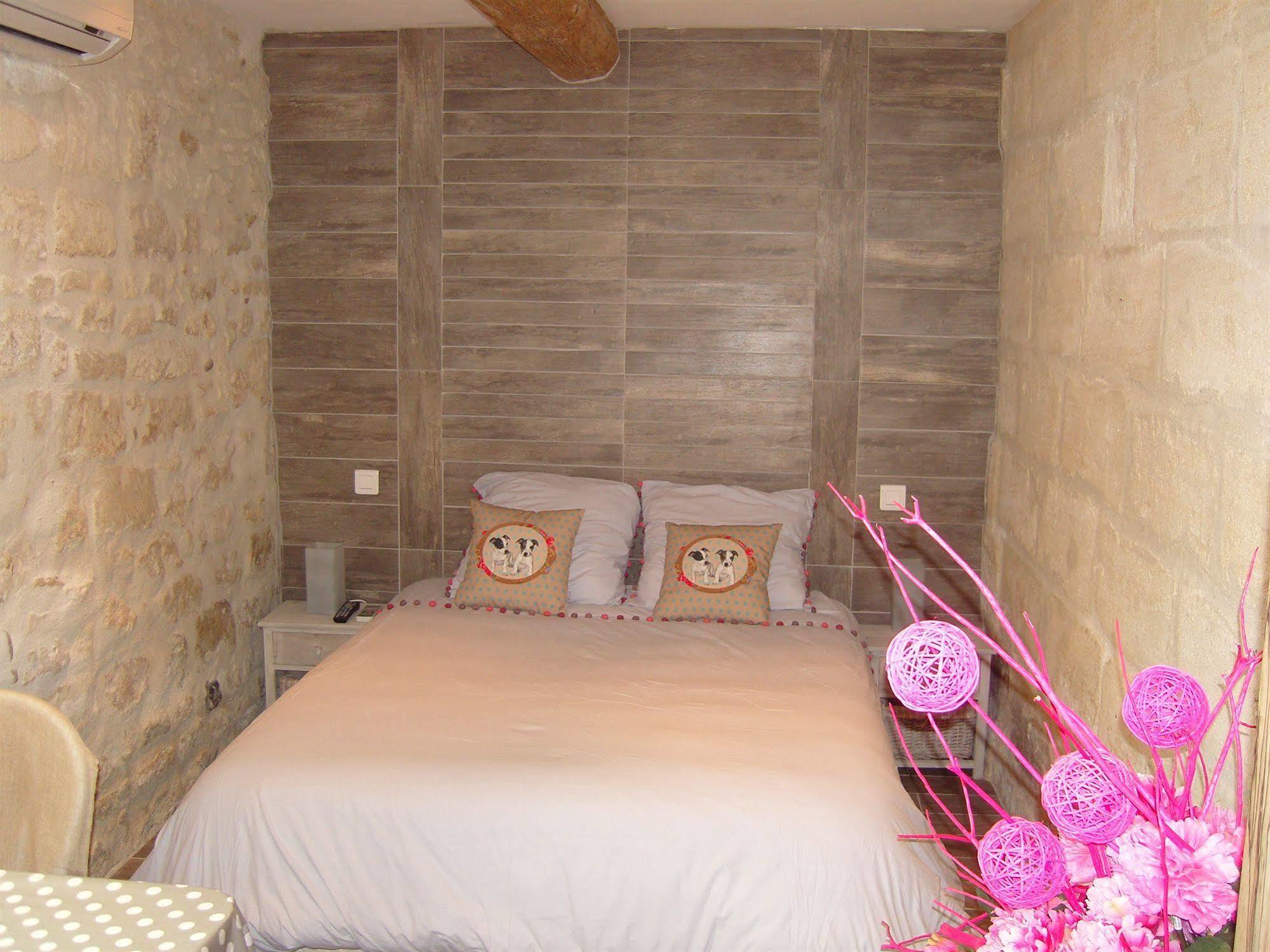 Mas Guiraud, Le Coquet Bed & Breakfast Beaucaire  Exterior foto